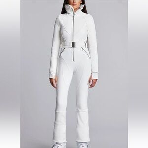 SOLDDDD Elegant White Women's Ski Suit